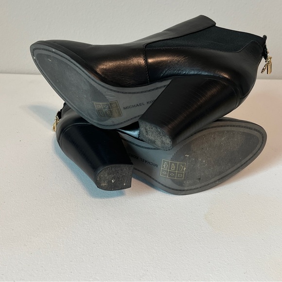 Michael Kors MK Black Leather Boots W/Gold Pad Lock Charm Booties Size 9 - Picture 7 of 10